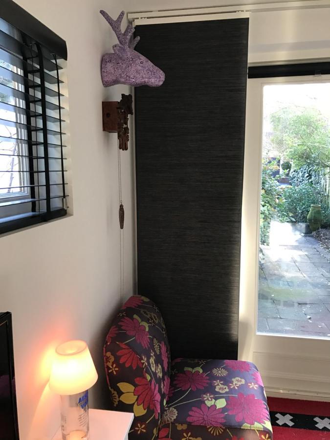 Boutique Hide & Seek, Bed & Beach Bed and Breakfast La Haya Exterior foto